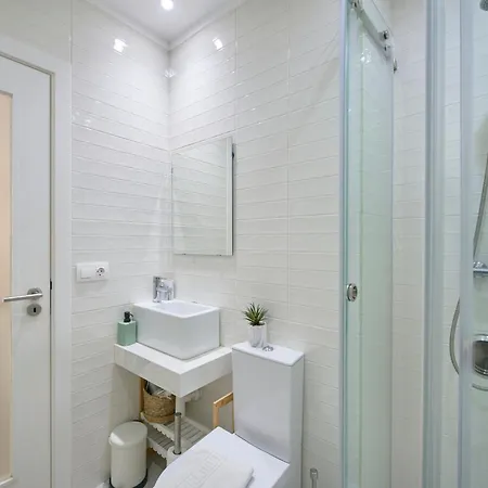 Apartment Alfama Heart, Walk Everywhere W Ac, By Timecooler *